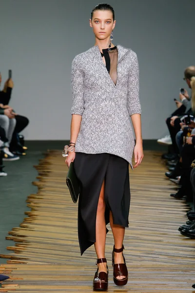Look 23